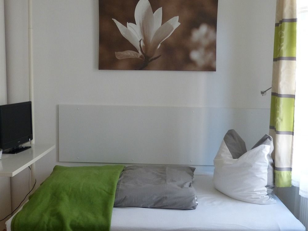 Apartmenthaus B34 แอร์ลังเงิน ภายนอก รูปภาพ