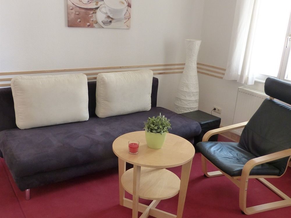 Apartmenthaus B34 แอร์ลังเงิน ภายนอก รูปภาพ